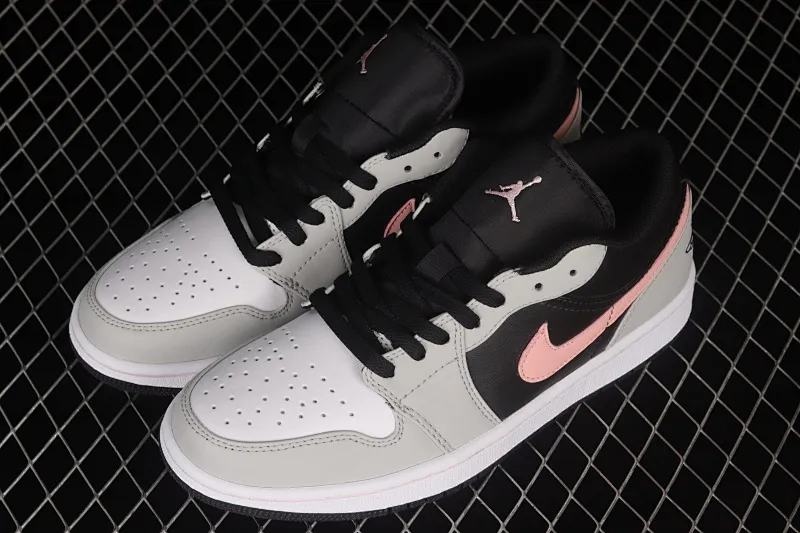 All Categories Air Jordan Jordan Series Basketball Shoes Air Jordan 1 Low Air Jordan 1 Low AJ1 Joe 1 White Black Pink Sports Culture Basketball Shoes 553558-062